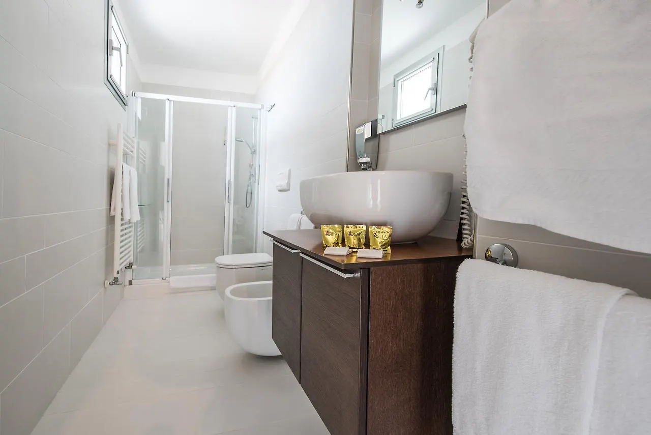 Boutique Hotel Bali Lido di Jesolo 4*,  İtalya